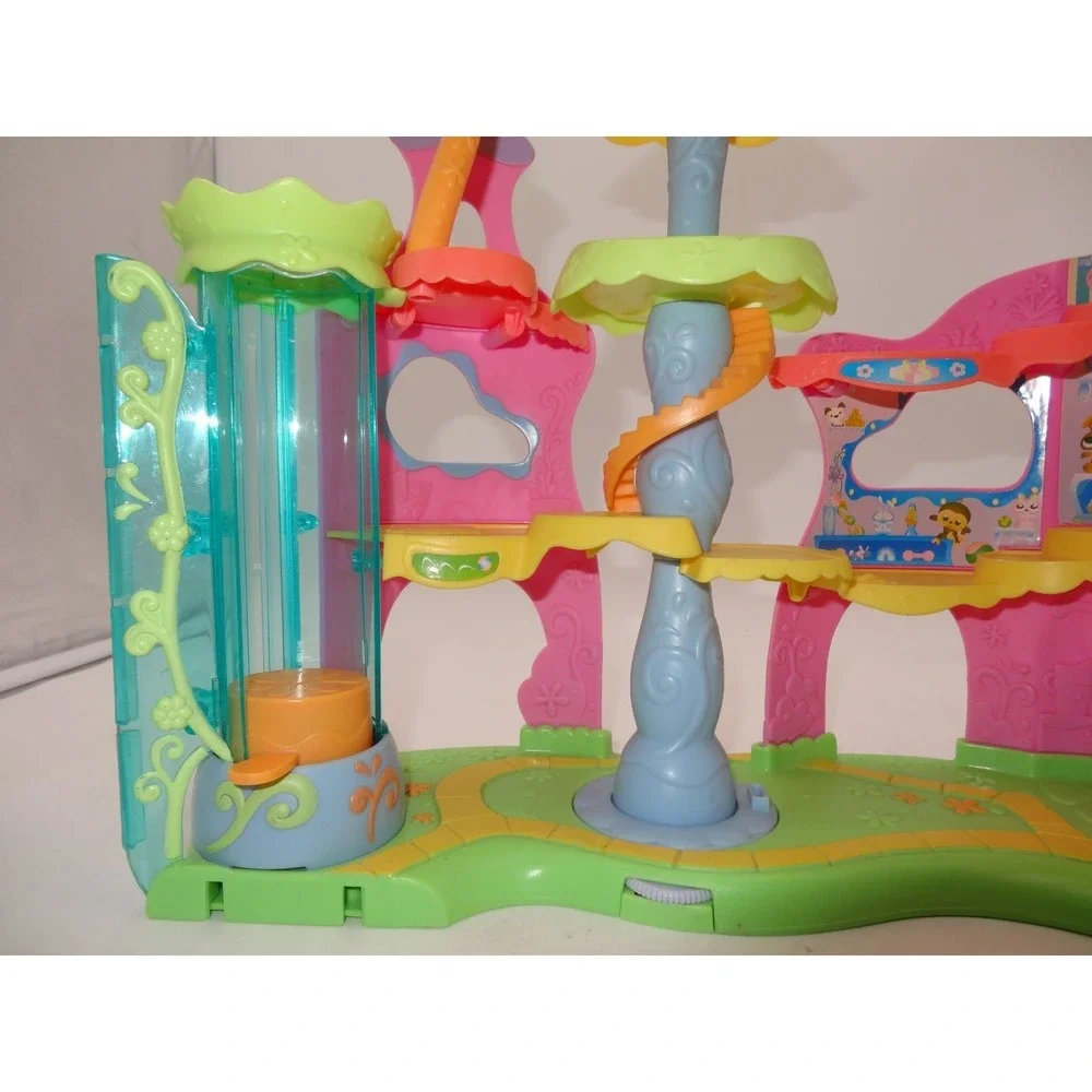LPS Littlest Pet Shop Round n Round Pet Town No Accessories